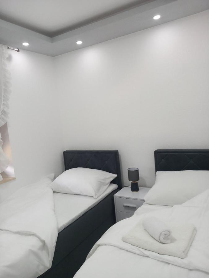 Apartman Jovana Bileća Dış mekan fotoğraf
